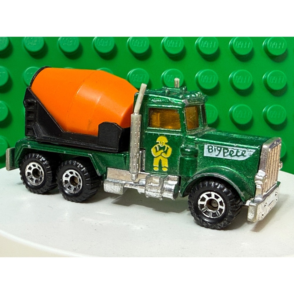 Vintage Matchbox Peterbilt Cement Truck Green Big Pete Diecast 1981 Macau